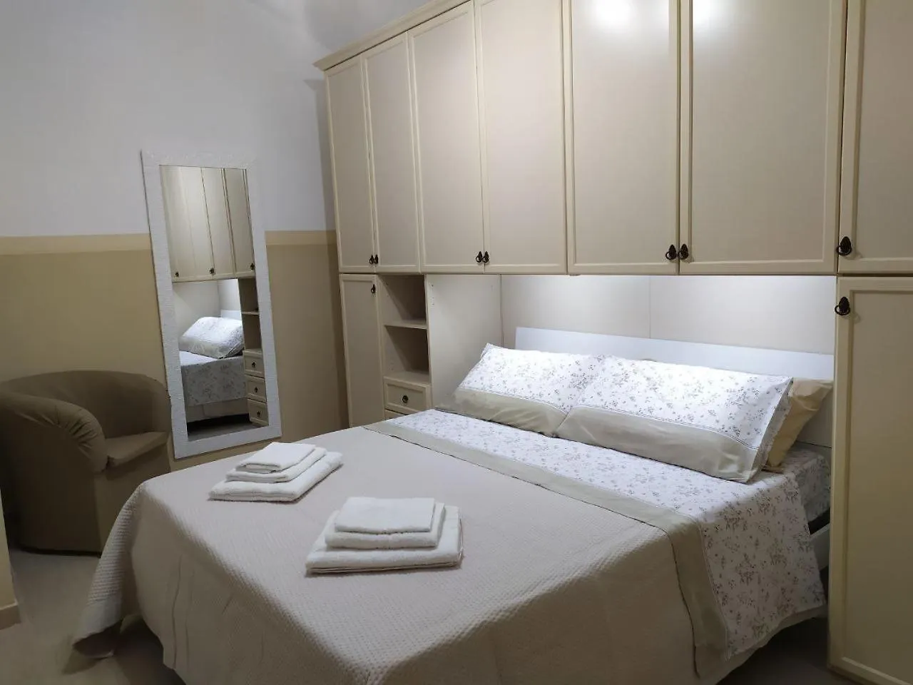 Da Luisella Bed & Breakfast Naples
